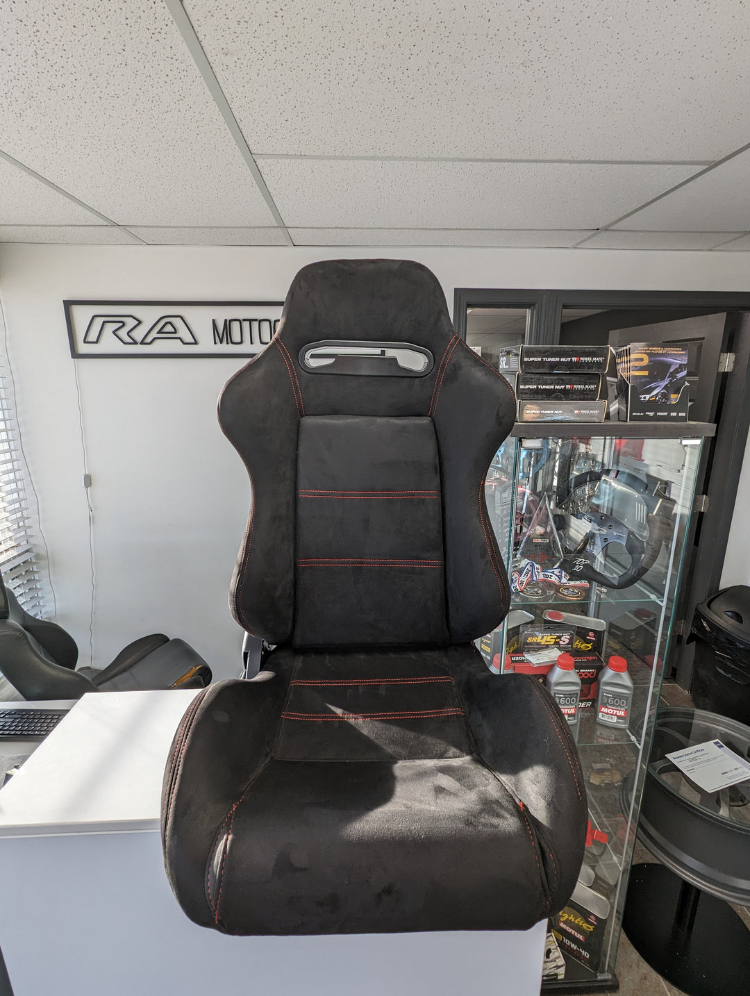 RA86 CHASSIS RECLINING RACING SEAT - RA Motorsports Canada