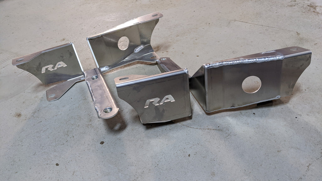 AE86 REAR BUMPER BRACKETS (KOUKI)